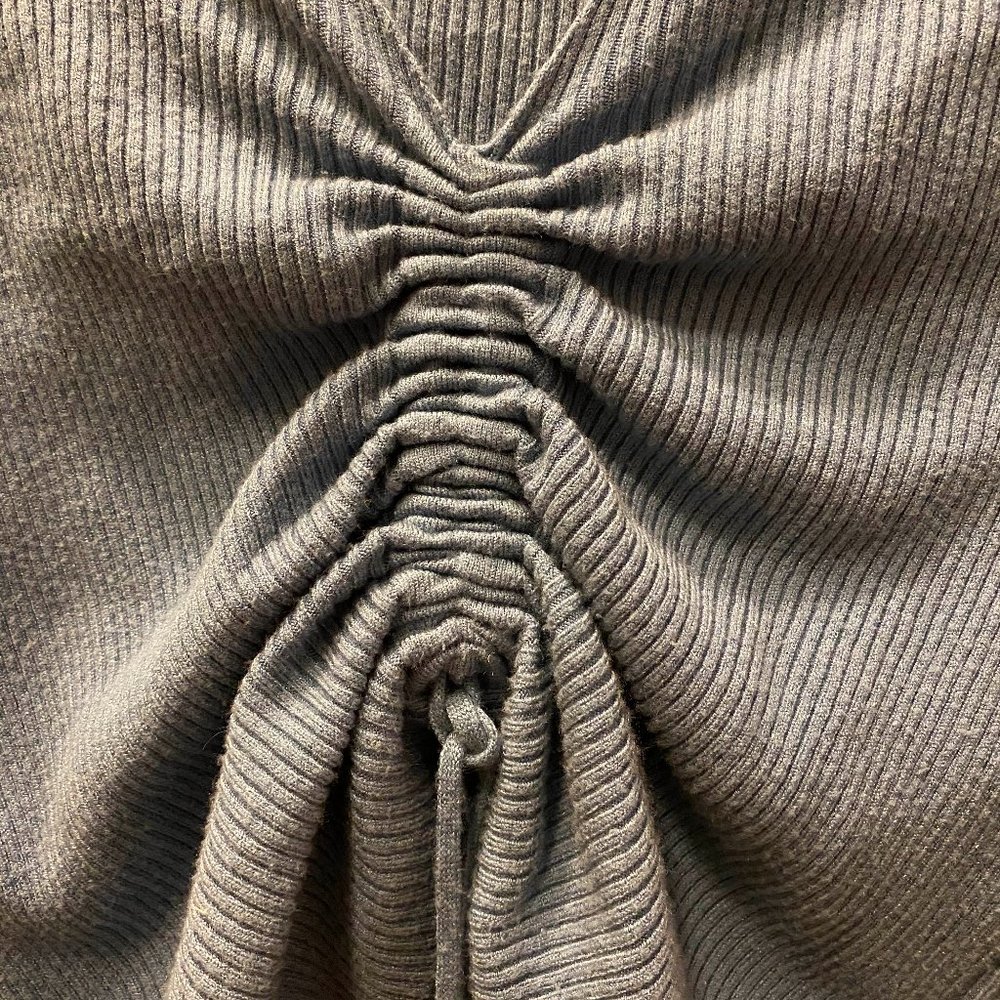 Blue Ruched Drawstring Front Crop Top - Picture 3 of 3